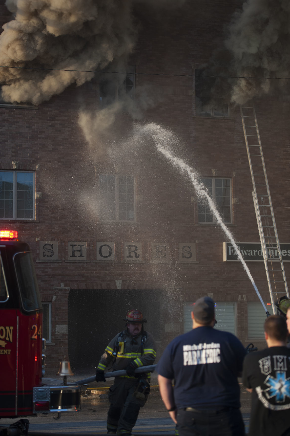 Shores Building Fire 13 (03/21/19)